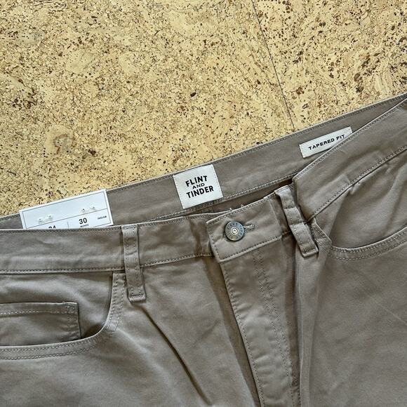 NEW Flint And Tinder 365 Tapered Fit Stretch Chino Pants 34x32 - Picture 2 of 5
